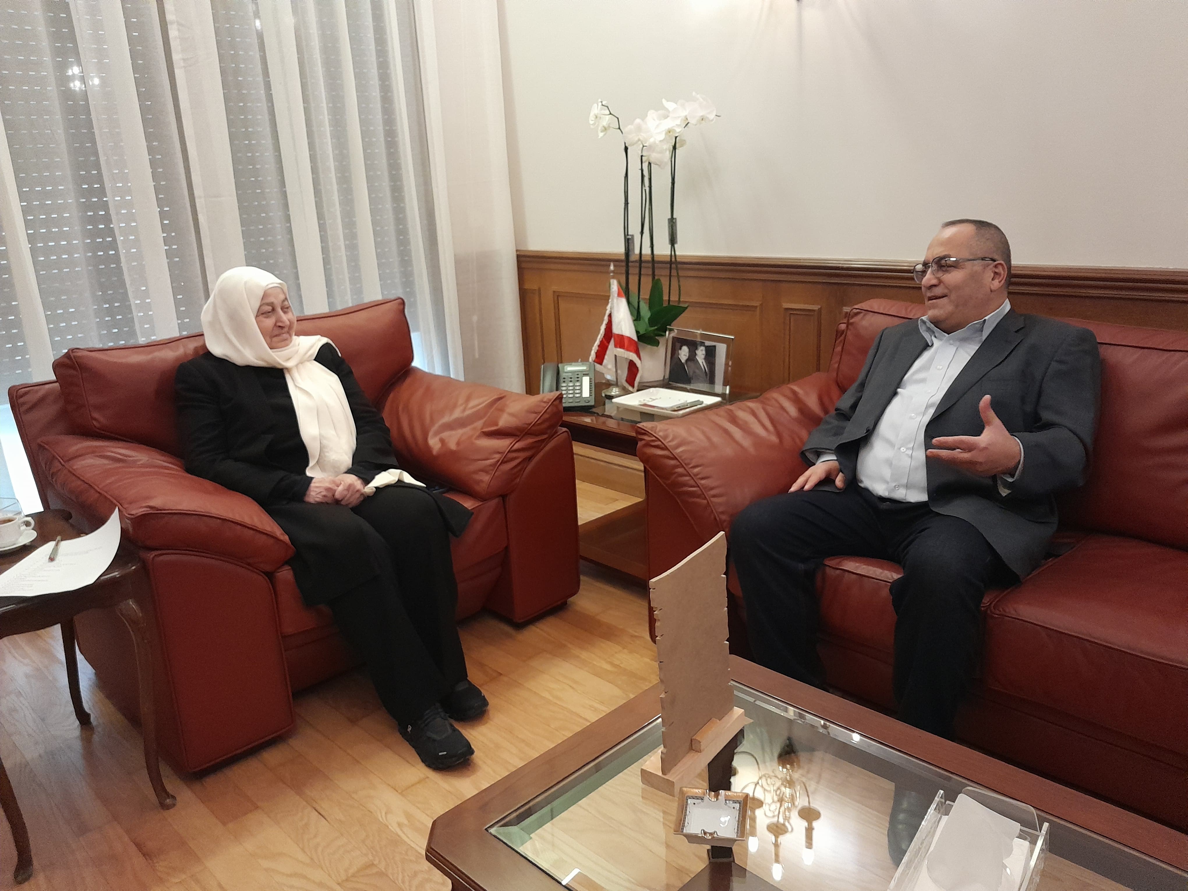 علي محمود العبد الله اثر لقائه السيدة بهية الحريري : إرث الرئيس الشهيد رفيق الحريري هو بوصلتنا الوطنية