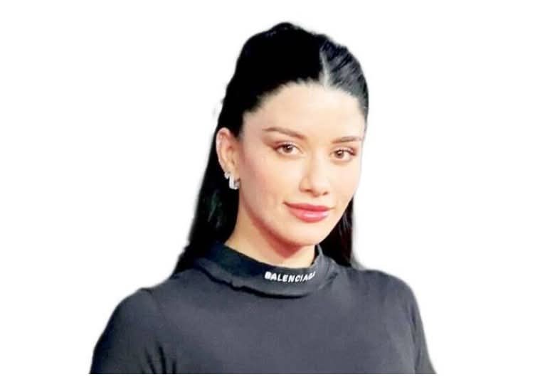 سينتيا خليفة: أشارك في «الفيل الأزرق 3»