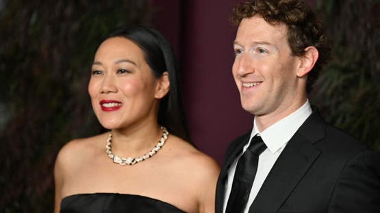 زوكربيرغ وزوجته يراهنان على الذكاء الاصطناعي.. لعلاج كل الأمراض