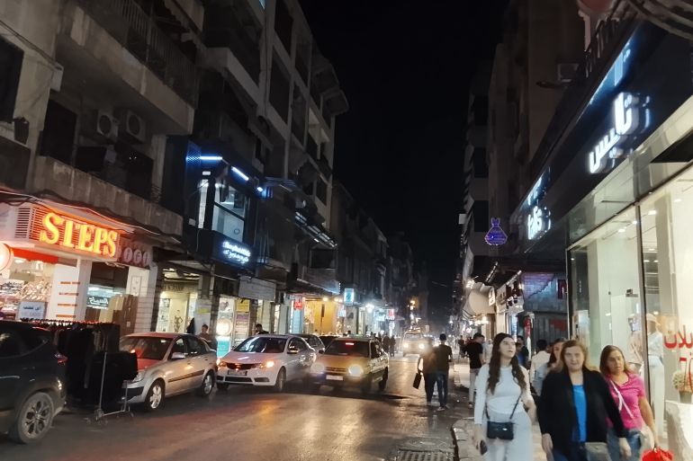 تحديد مواعيد الفتح والإغلاق في دمشق يهدد النشاط التجاري والسياحي