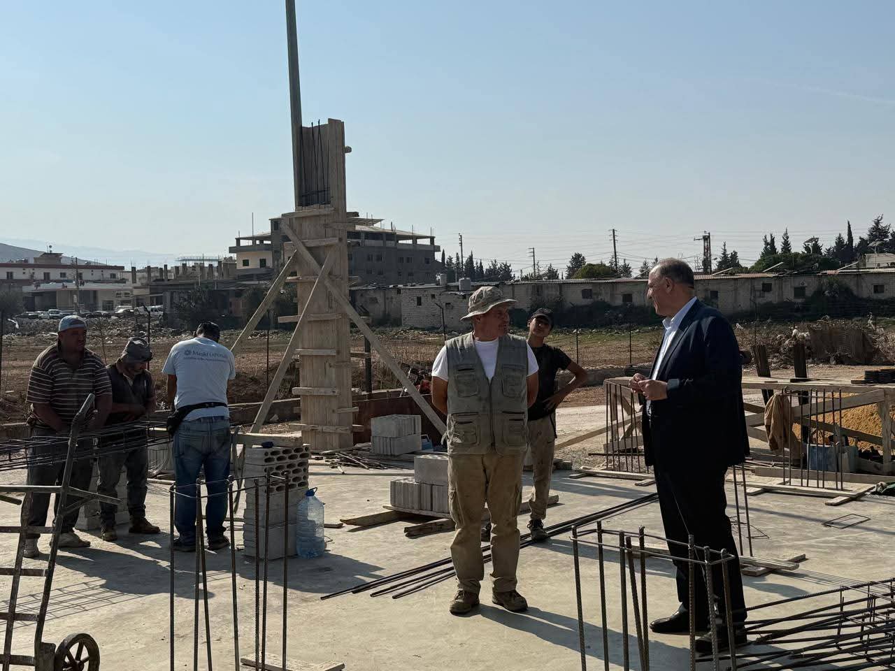 النائب سليمان تفقد أعمال بناء مركز الأمن العام عند جسر قمار ويؤكد أهمية فتح المعابر الشمالية