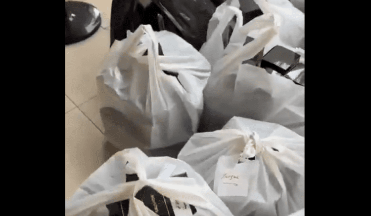 جمارك صيدا - شعبة المكافحة البرية ضبطت في منزل كمية من السيجار المهرب