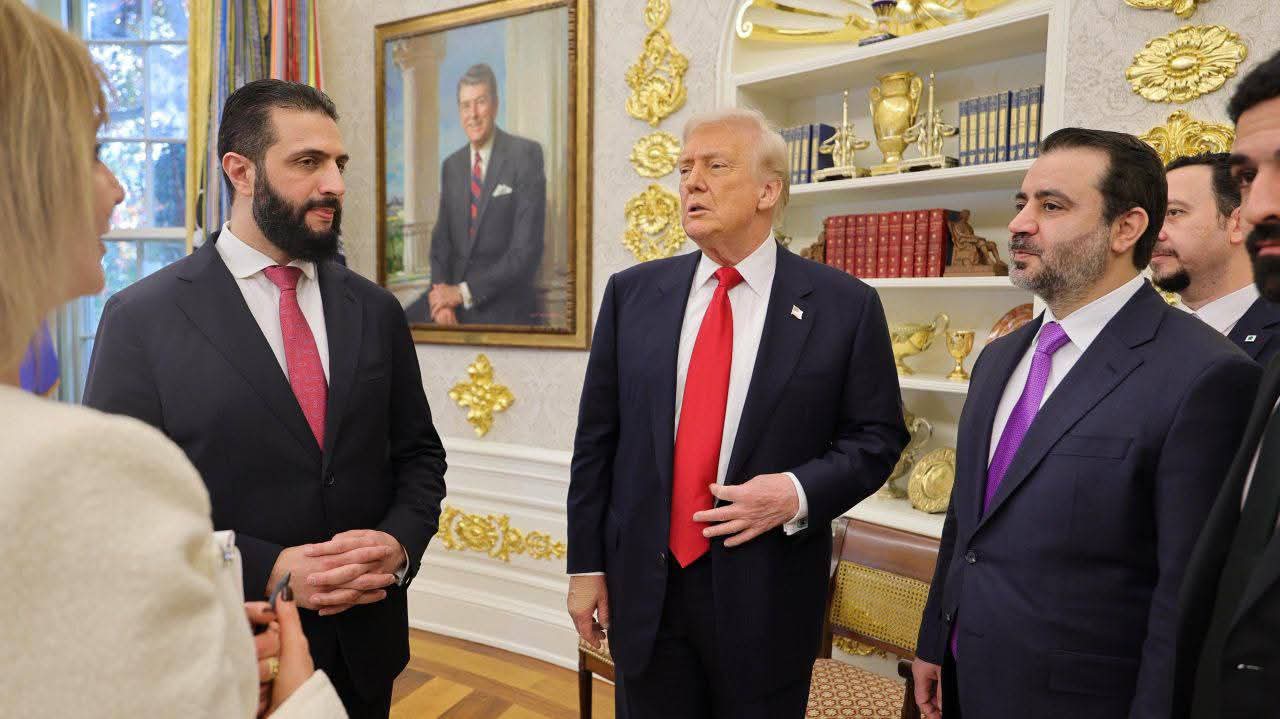 ترامب والشرع يبحثان تعزيز العلاقات والقضايا الإقليمية في البيت الأبيض