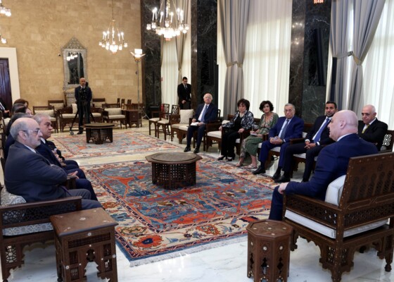 عون: لبنان بانتظار رد اسرائيل على خيار التفاوض لتحرير الارض ومنطق القوة لم يعد ينفع