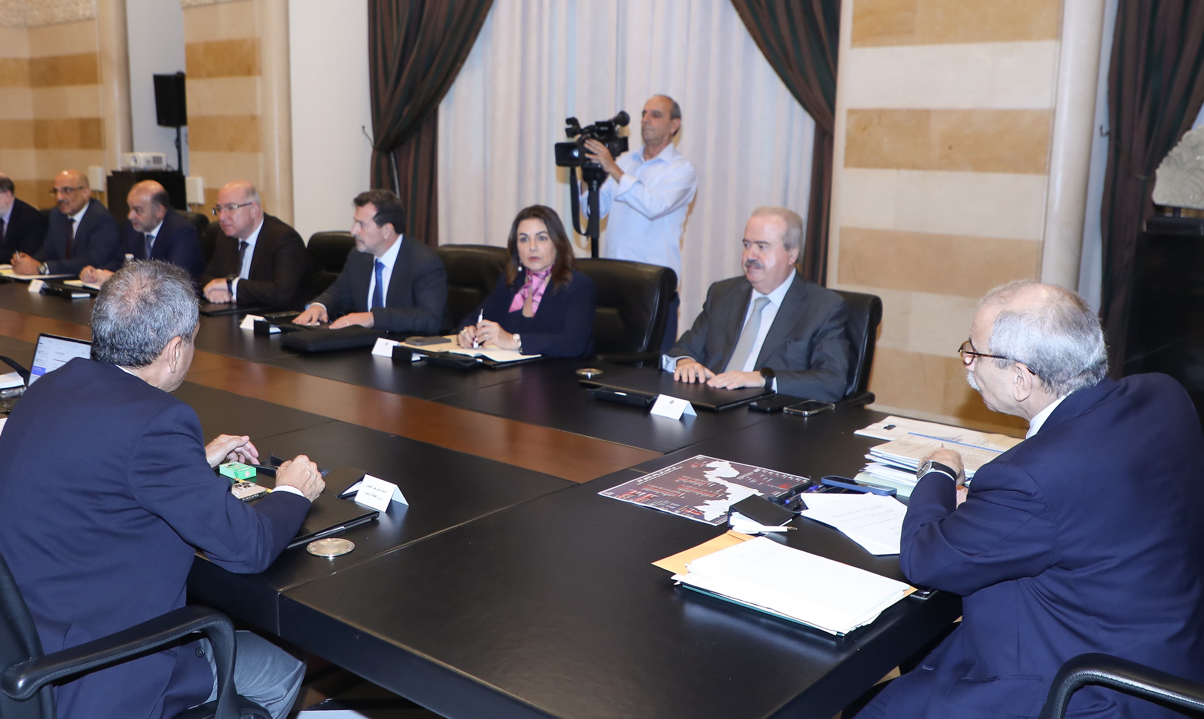 اللجنة الوزارية لإعادة الإعمار والتعافي