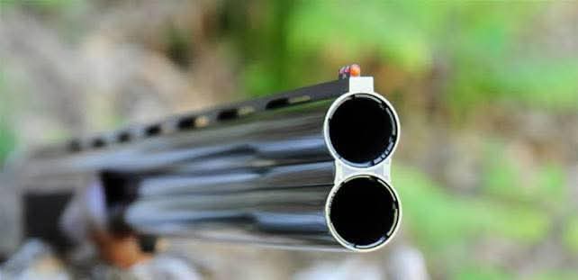 طفل يطلق النار خطأً على والدته في السفيرة… حالتها مستقرة