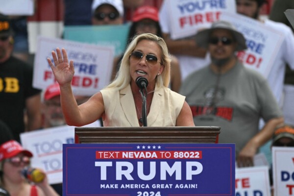 نائبة أميركية اعلنت استقالتها من الكونغرس بعد سحب ترامب دعمه لها