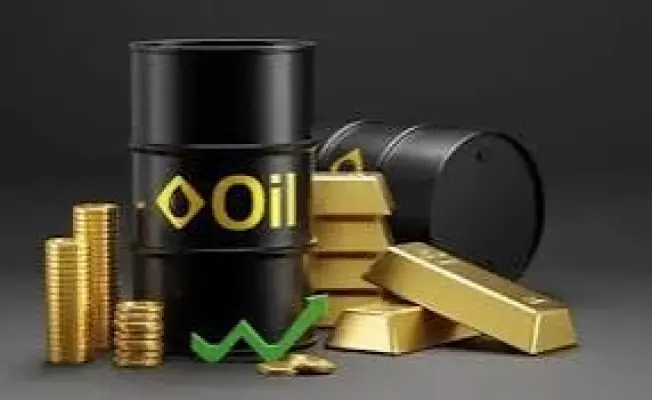 استقرار أسعار النفط وتراجع الذهب عالميًا
