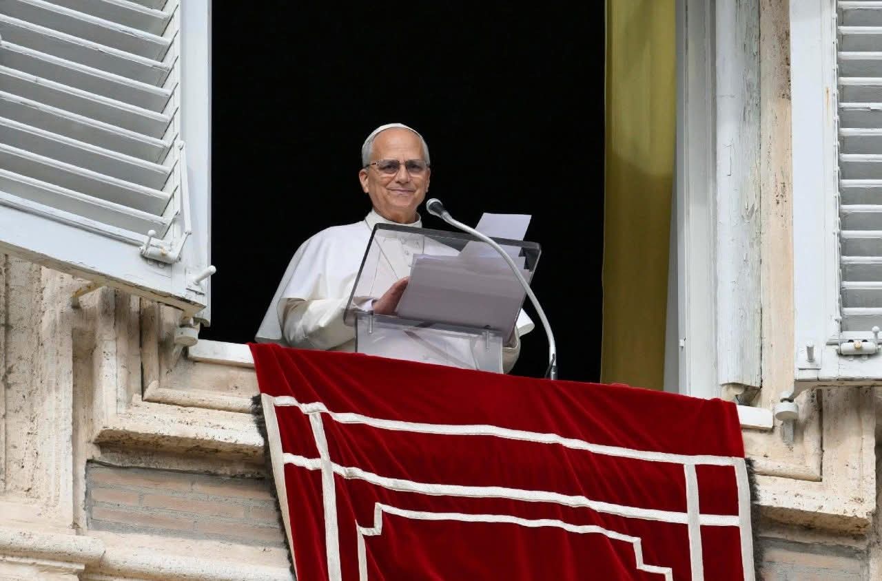 توقف البابا لاوون الرابع عشر بعد تلاوة صلاة التبشير الملائكي اليوم عند زيارته الرسولية لتركيا ولبنان، 