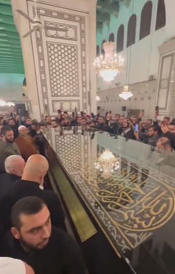 الرئيس السوري احمد الشرع يكشف عن "هدية سعودية" للمسجد الأموي