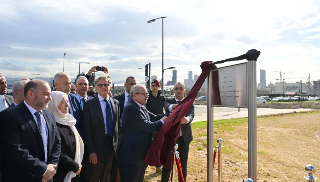 سلام وضع حجر الأساس لحديقة الرئيس الشهيد رفيق الحريري في بيروت: لإعادة تنظيم المجال العام