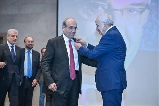 تكريم موسى زغيب بوسام الاستحقاق الفضي ذي السعف باحتفال حاشد في جامعة الروح القدس