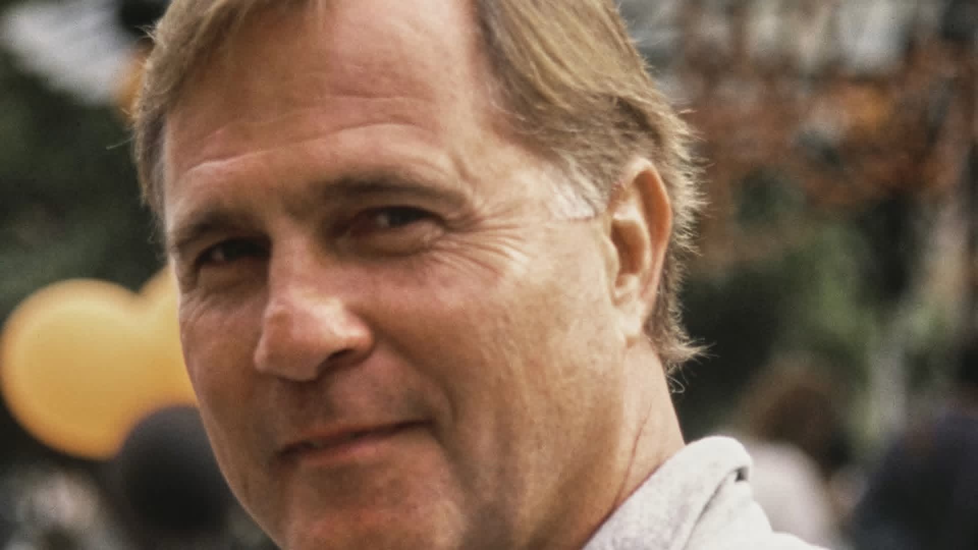 فريال يوسف تقاضي نادية الجندي بسبب إتهامها بالفشل