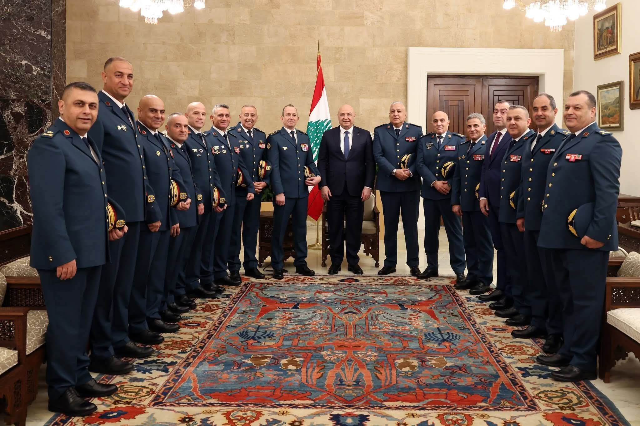 الرئيس جوزاف عون لوفد قيادة الجيش برئاسة العماد رودولف هيكل