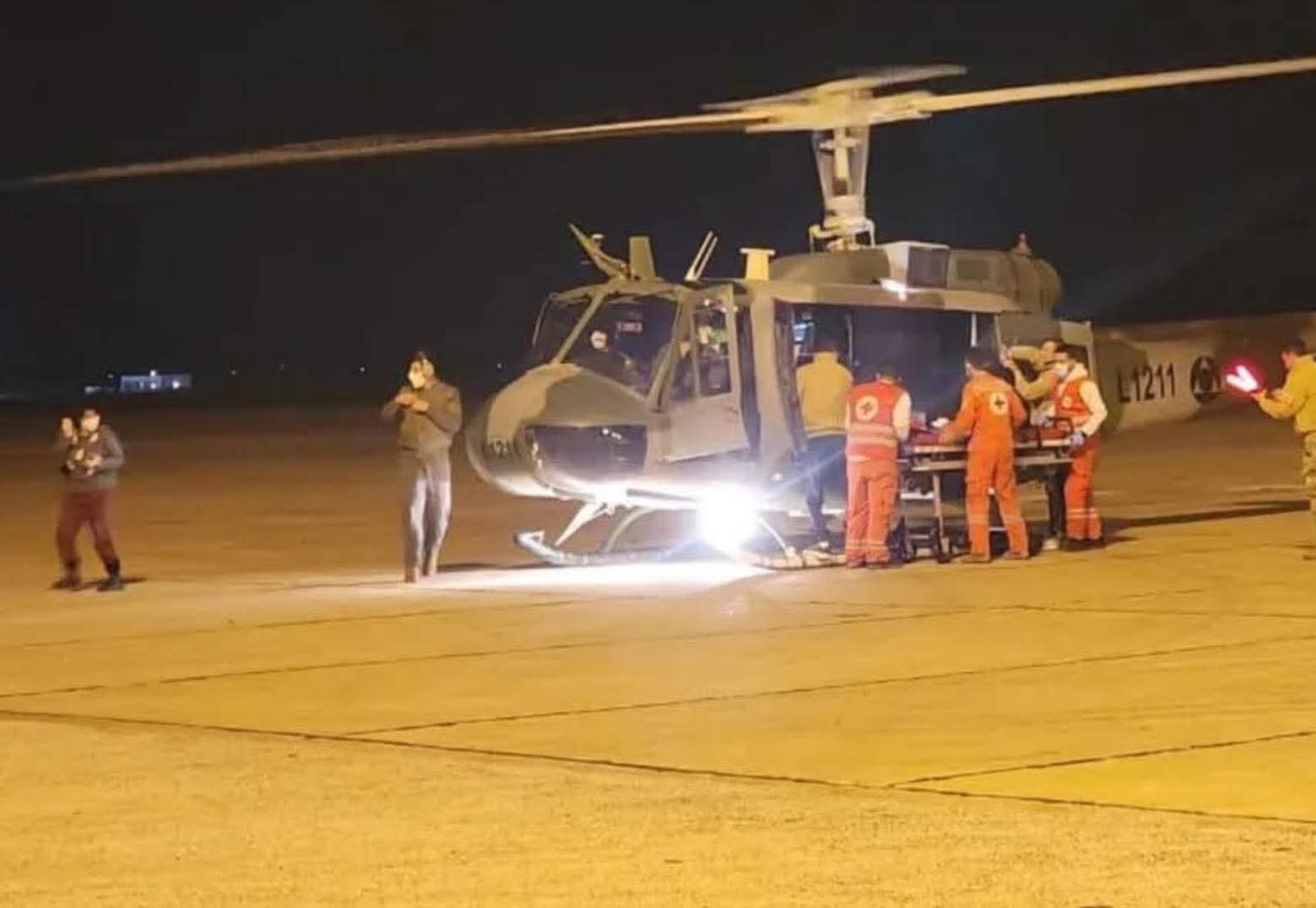 طوافة للقوات الجوية تنقل طفلًا بحالة حرجة من جبيل إلى بيروت