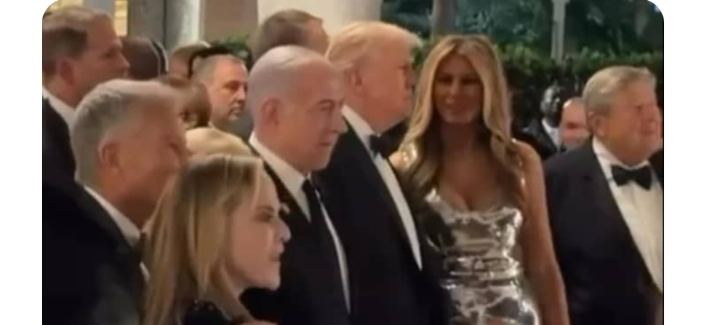 ترامب ويحتفل مع نتنياهو