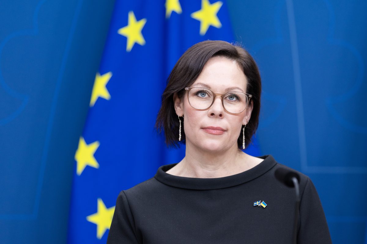 وزيرة خارجية السويد: لم نطّلع بعد على مبررات الولايات المتحدة لاعتقال مادورو