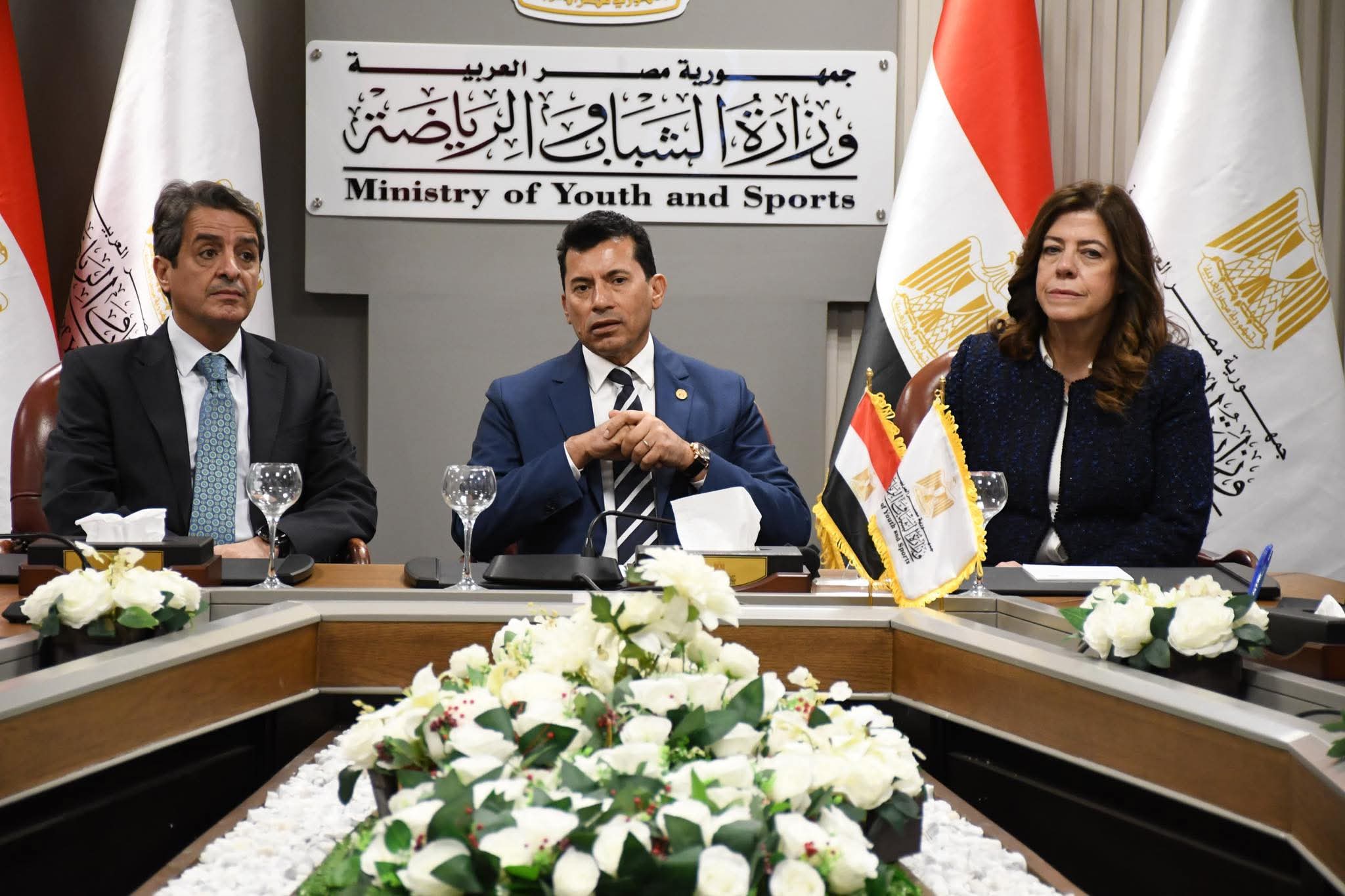 قامت وزيرة الشباب والرياضة الدكتورة نورا بايراقداريان بزيارة نظيرها المصري