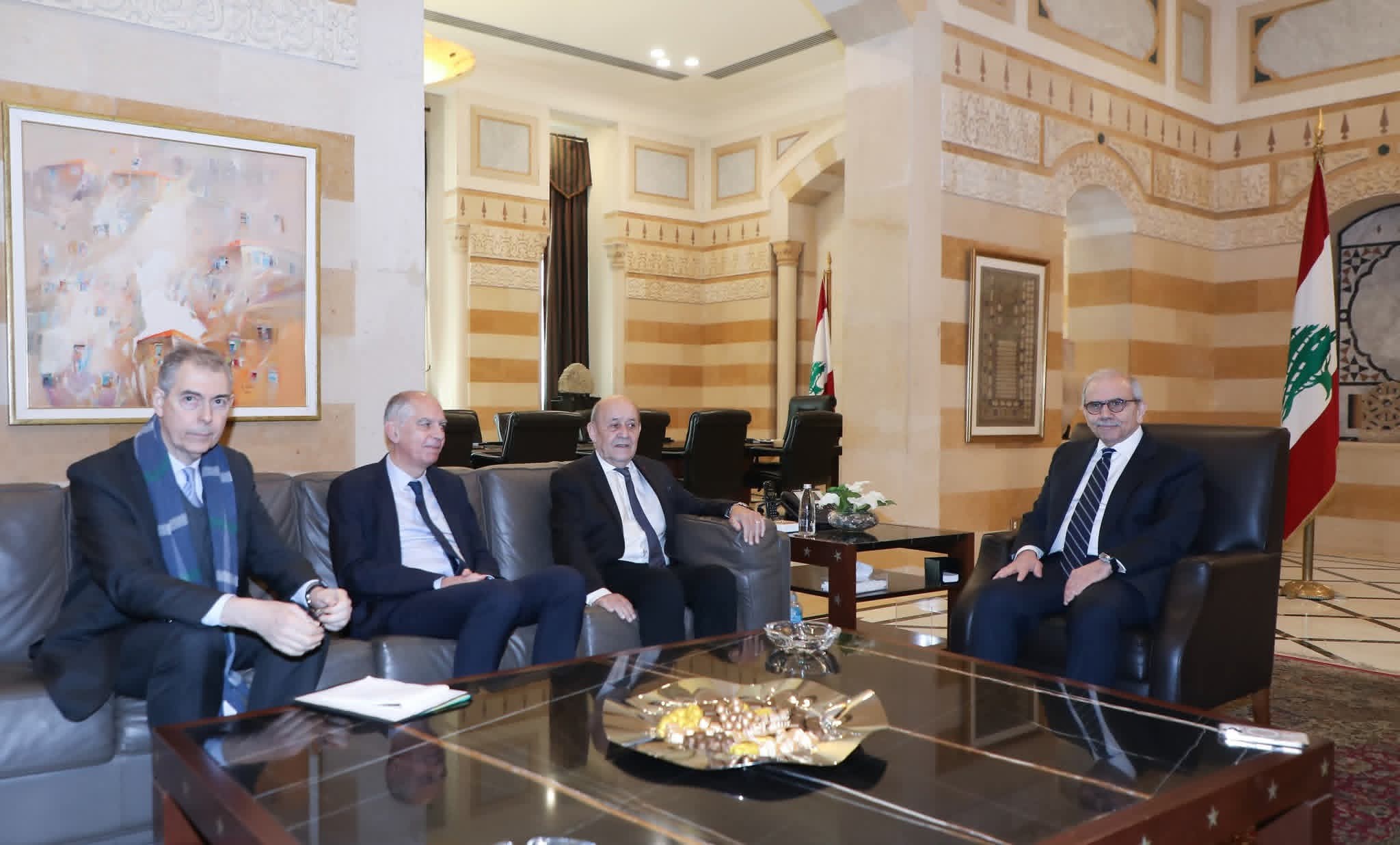 المبعوث الرئاسي الفرنسي، الوزير السابق جان إيف لودريان