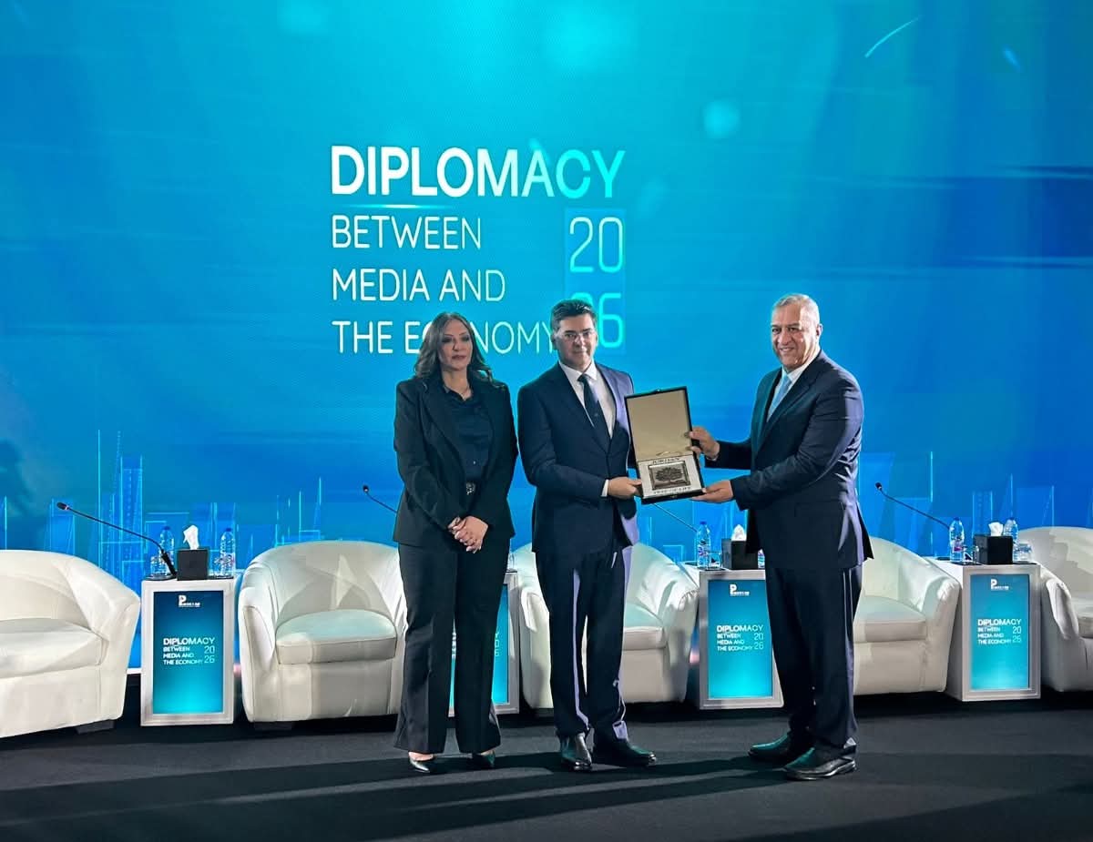 الوزير مرقص متحدّثاً ومكرّماً في منتدى “الإعلام والديبلوماسية والاستثمار” في عمّان ولقاء مع نظيره الاردني