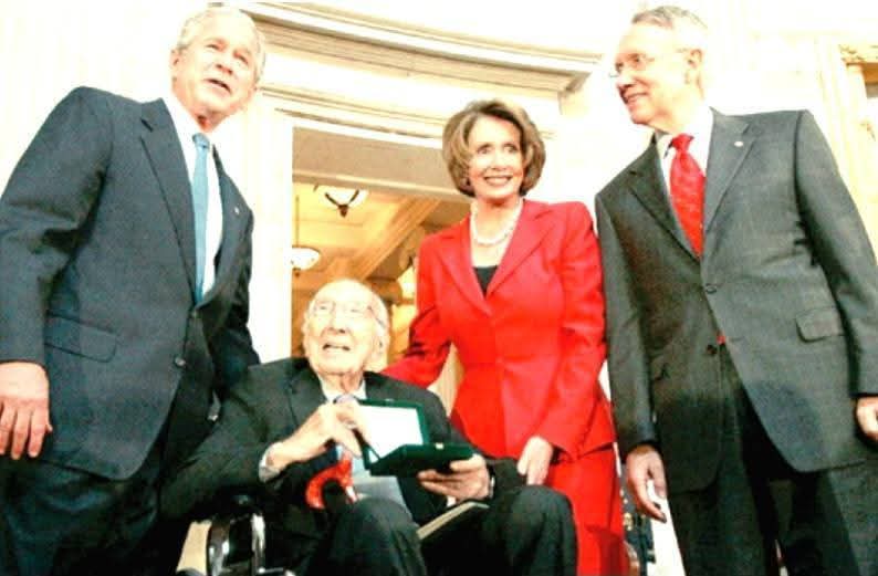 دكتور القلب العالمي مايكل دبغي 