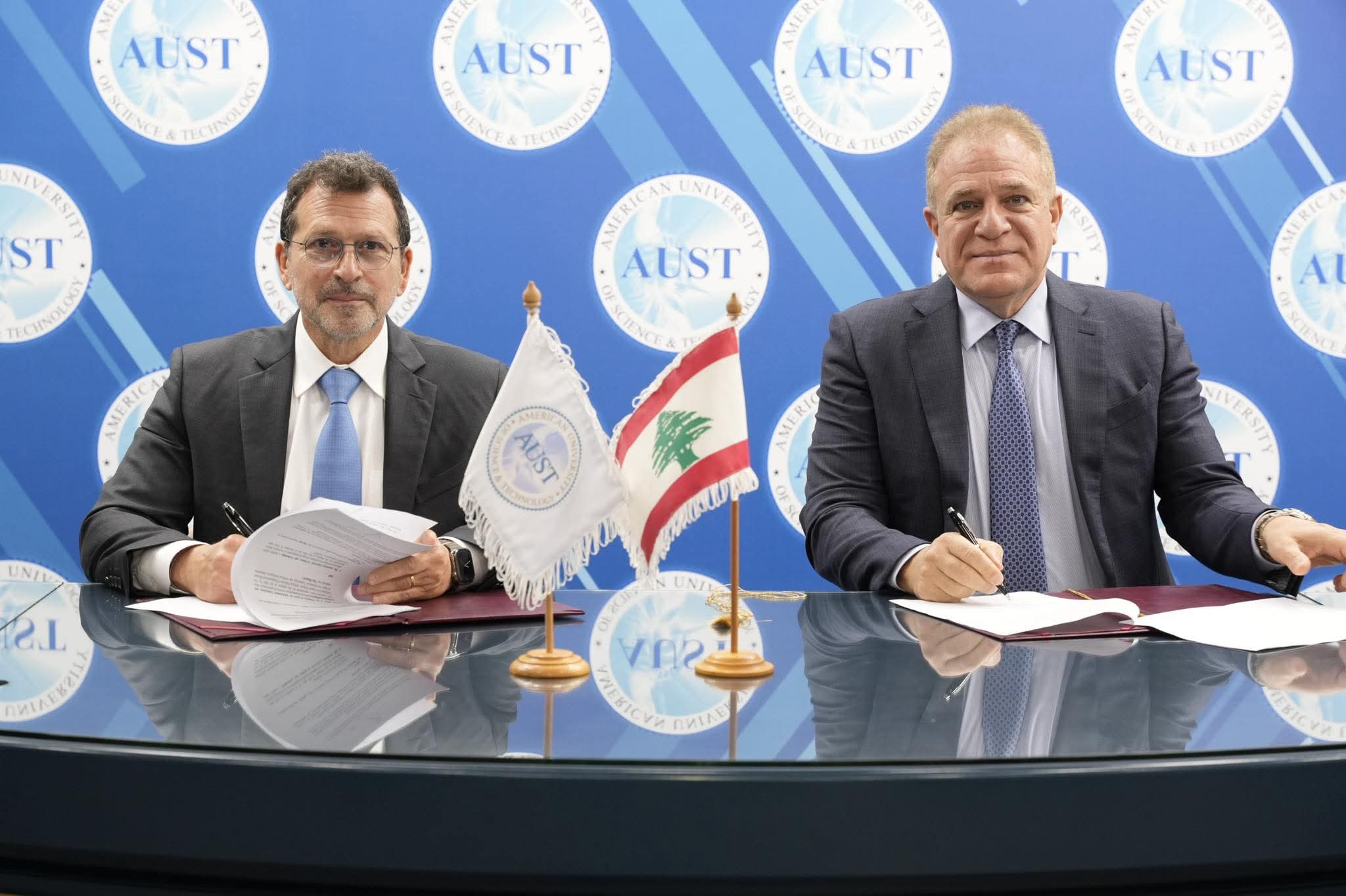 الجامعة الأميركية للعلوم والتكنولوجيا(AUST)   ووزارة الدولة لشؤون تكنولوجيا المعلومات والذكاء الاصطناعي توقّعان مذكرة تفاهم استراتيجية