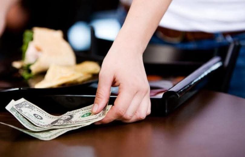 قرار وزاري يُشعل غضبا واسعاً!