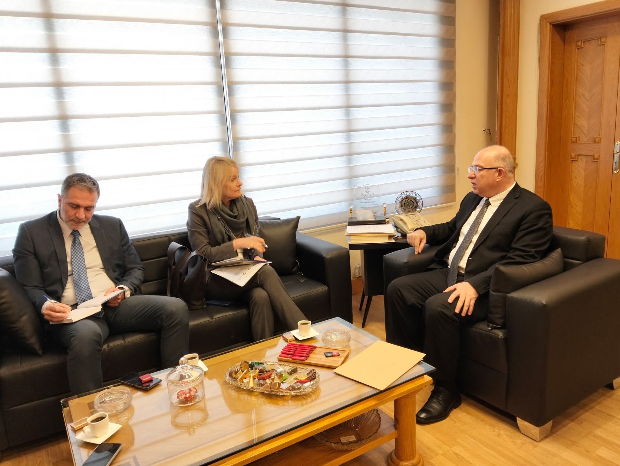 الوزير حيدر التقى ممثلة المفوضية السامية لشؤون اللاجئين
