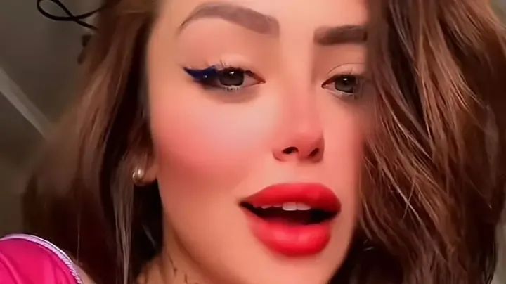 قرار بحبس البلوغر هدير عبد الرازق بتهمة نشر محتوى خادش للحياء