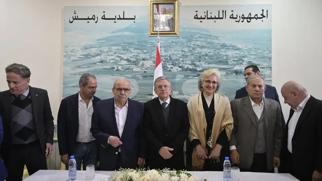 سلام من القرى الحدودية