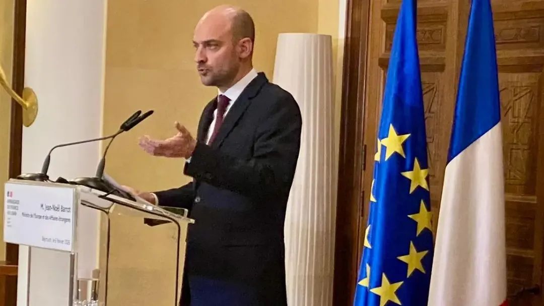 للبنان تمرّ عبر حصر السلاح والإصلاحات