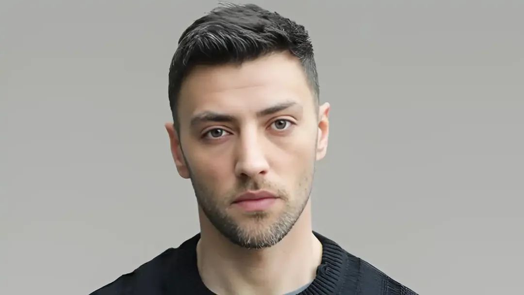  متواري عن الأنظار هرباً من تراكم الديون