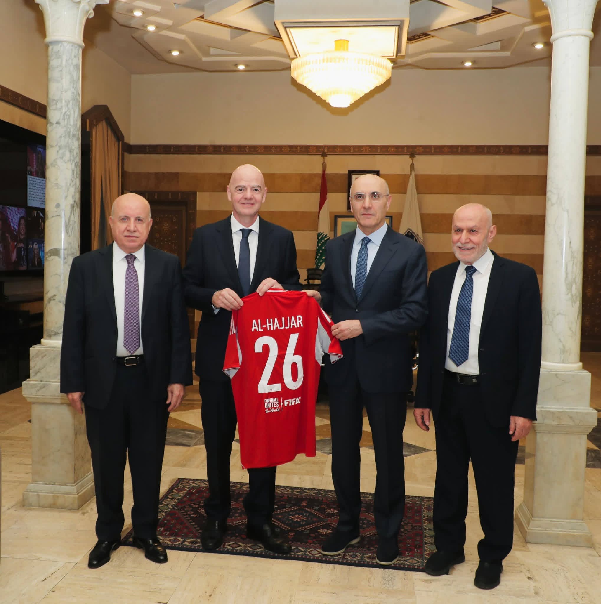 رسميًا… رئيس الفيفا جياني إنفانتينو يحصل على الجنسية اللبنانية