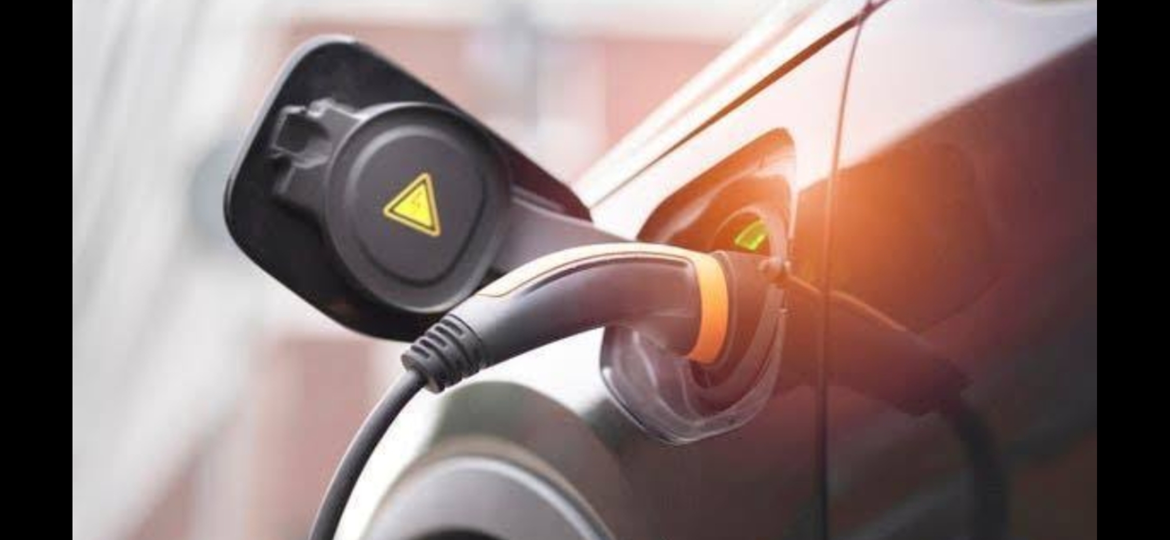 انهيار نشوة الكهرباء.. خسائر 65 مليار دولار تهز صناعة السيارات العالمية