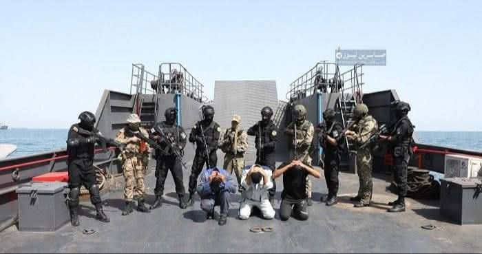 المناورات البحرية