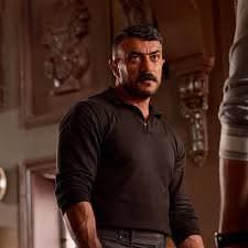 جدل لم يهدأ بين أحمد العوضي وعمرو سعد ومحمد سامي حول "المسلسل الأعلى مشاهدة"