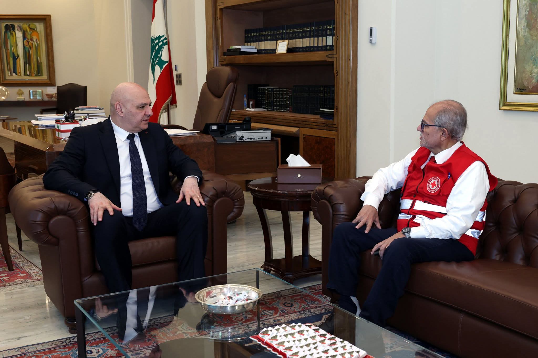 آلاف مسعف… الصليب الأحمر يؤكد جهوزيته الكاملة لمواكبة المستجدات 