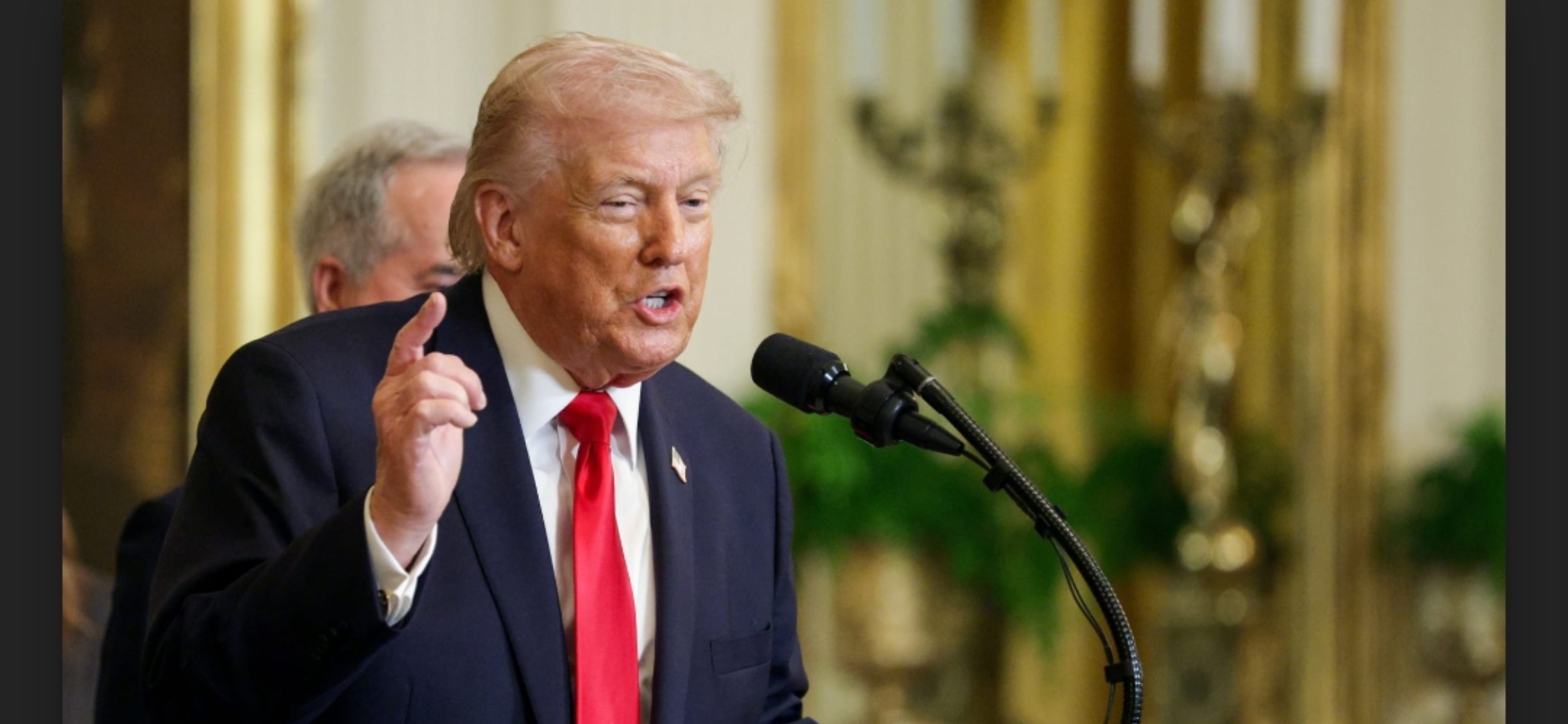 ترامب: احب لبنان وشعبه..