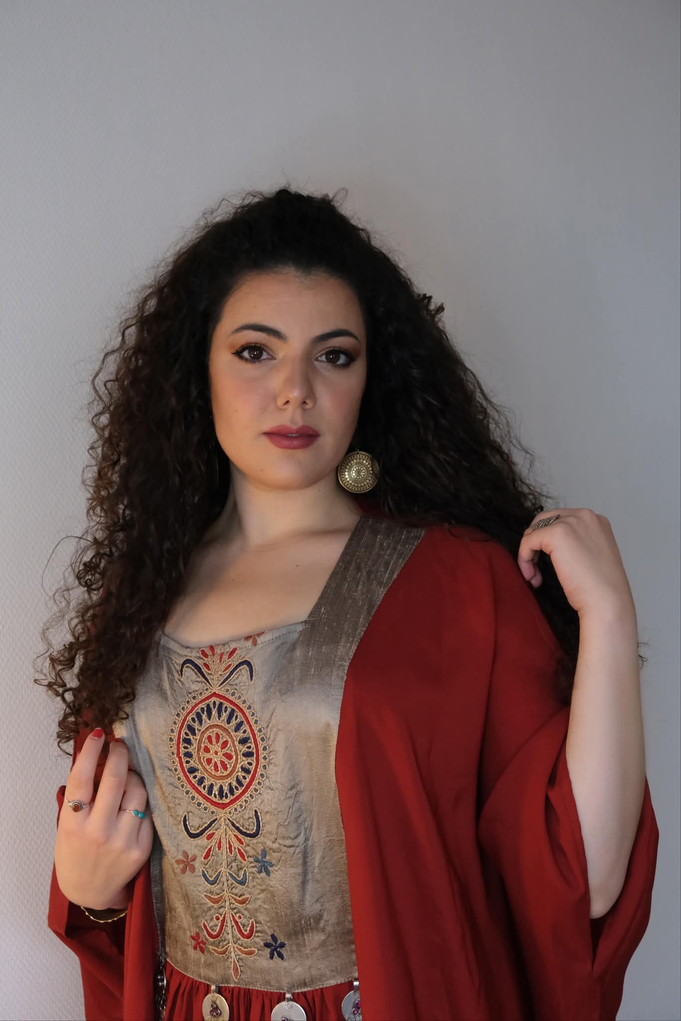 بعد غنائها تتر "صحاب الأرض".. ناي البرغوثي تطلق أول أغانيها المصرية