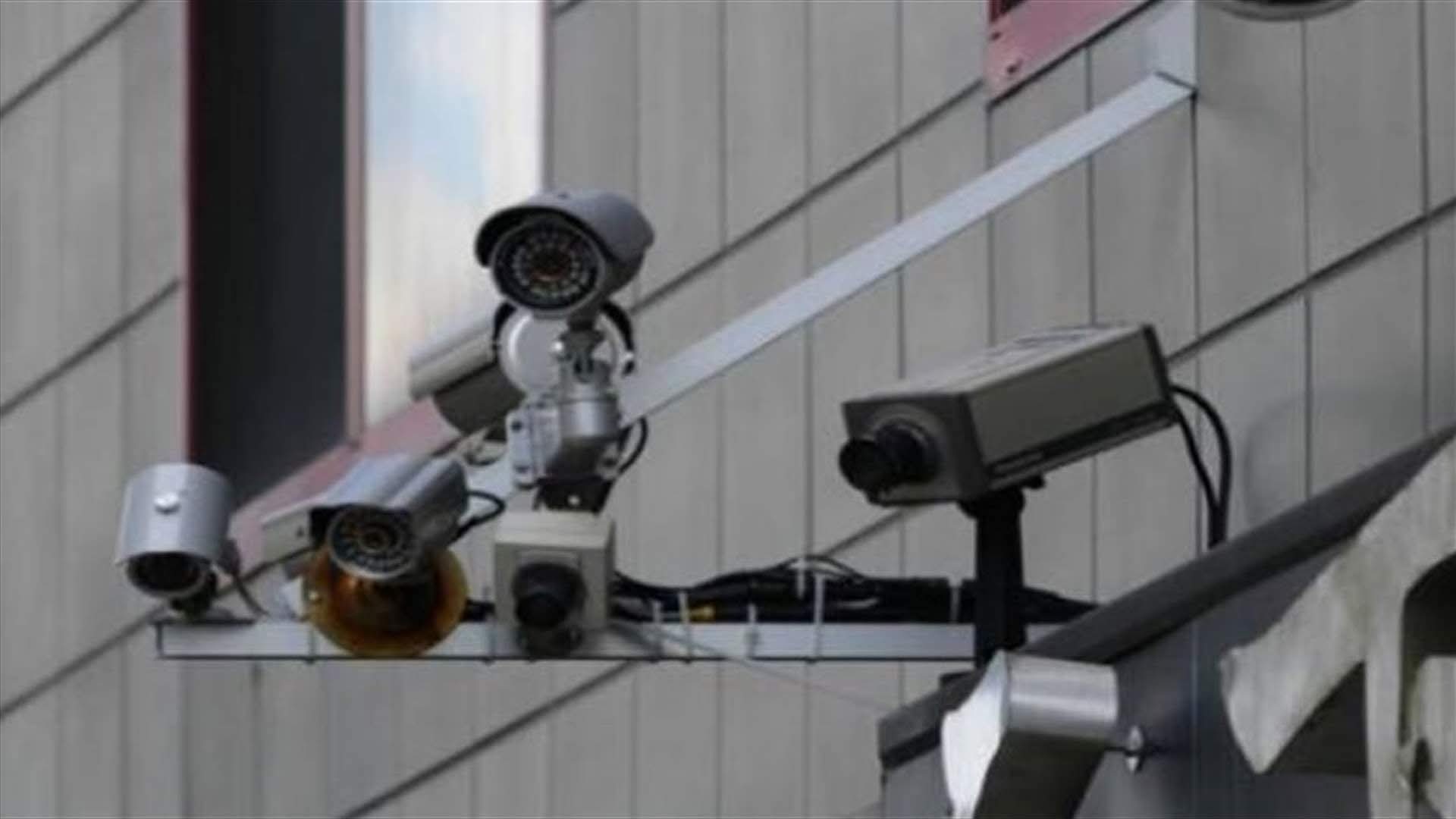 كاميرات بيروت تُطفأ…