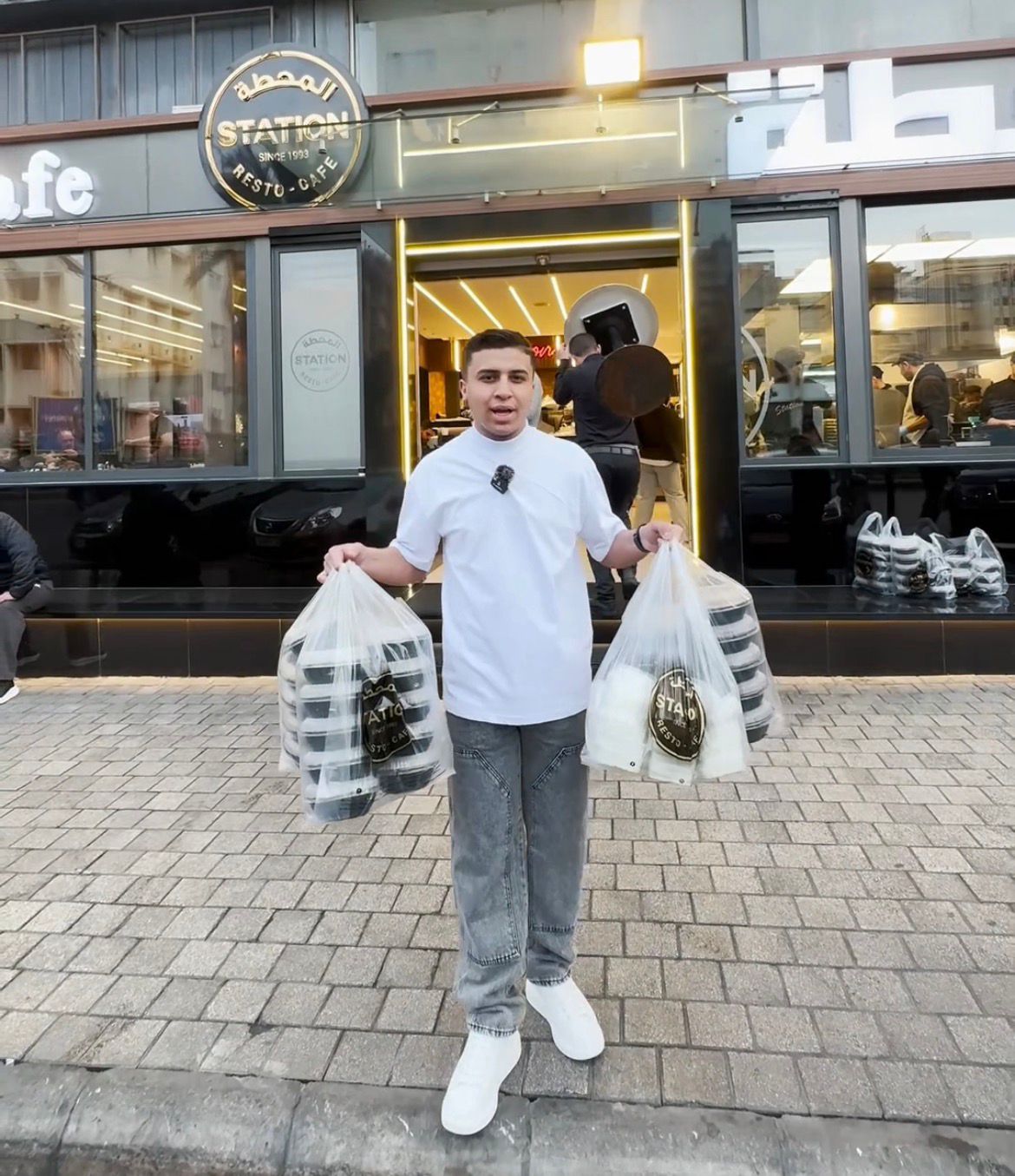 الإنسانية أولاً… مبادرة شاب سوري في لبنان تكسر صورة التعميم