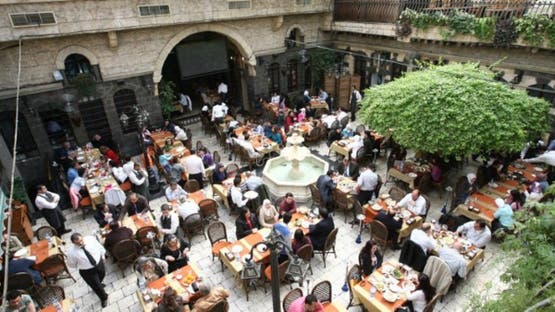 دمشق تقيد بيع المشروبات الكحولية.. وتستثني باب توما والقصاع