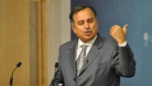 نبيل فهمي أمينا عاما لجامعة الدول العربية 