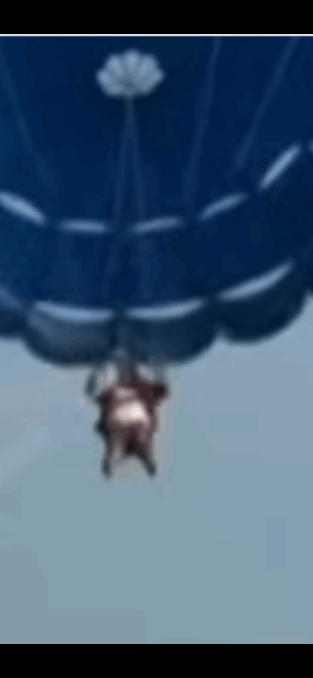 حادثة خطيرة في الجو.. رحلة سياحية كادت أن تتحول إلى كارثة 