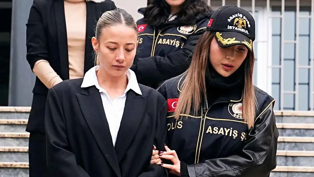 توقيف مغنية تركية في جريمة قتل لاعب كرة قدم 