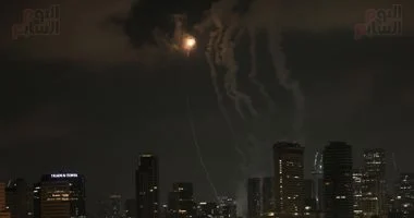 هجوم صاروخى إيرانى على إسرائيل وسماع دوى انفجارات فى تل أبيب