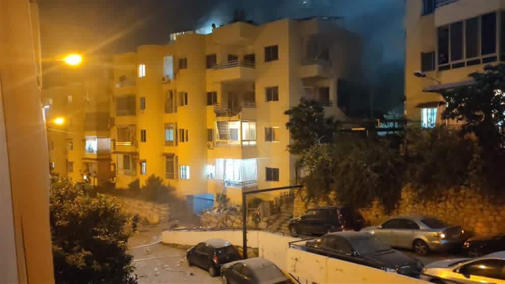 قنبلتان استهدفتا الشقة… لكن من أين جاءت الضربة؟