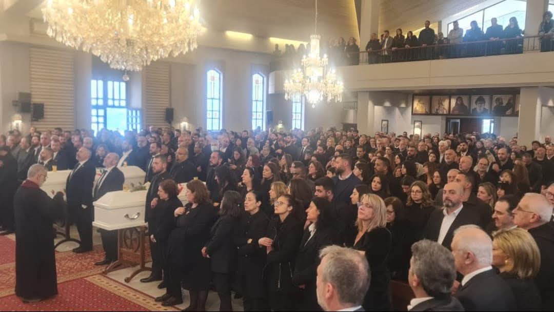 مراسم جناز ودفن الشهيدين بيار معوض وزوجت