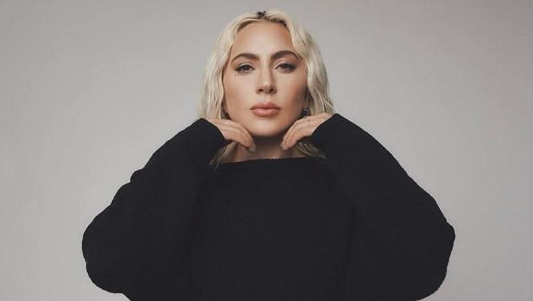 منع ليدي غاغا من الغناء بعد إصابتها بعدوى تنفسية