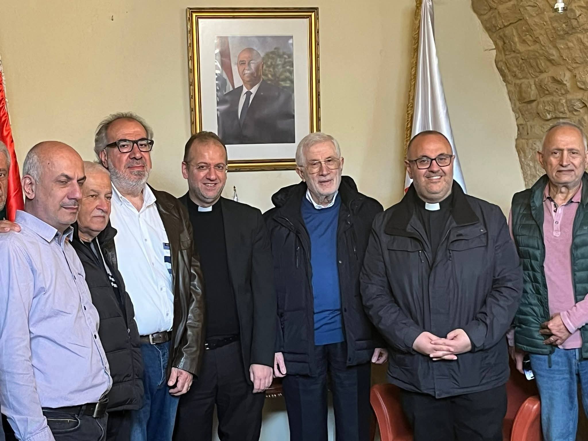 من كنيسة مار زخيا… ماذا جرى في عمشيت؟